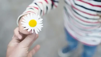 How to Inspire Your Kids to Be Generous