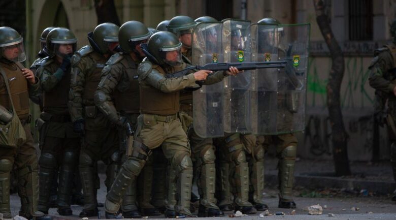 Chile: Indictment of Ricardo Yáñez, Mario Rozas and another senior Carabineros official is a milestone on the road to truth and justice Chile: Indictment of Ricardo Yáñez, Mario Rozas and another senior Carabineros official is a milestone on the road to truth and justice