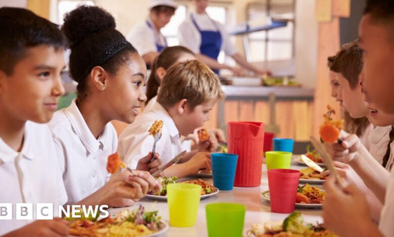 Free school meal rule change to make 500,000 more pupils eligible Free school meal rule change to make 500,000 more pupils eligible